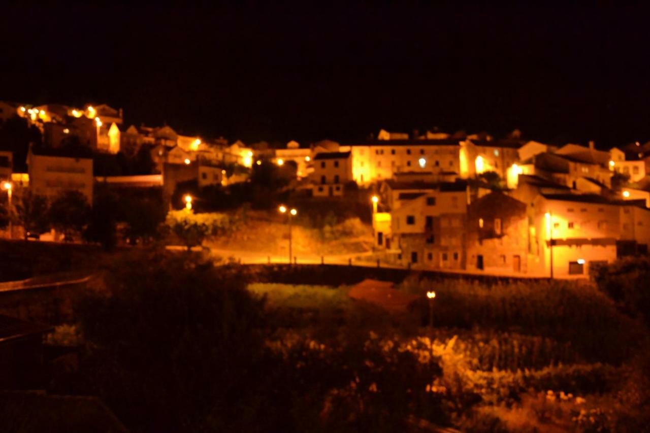 Villa Casa Da Ponte Do Arrocho Loriga Esterno foto