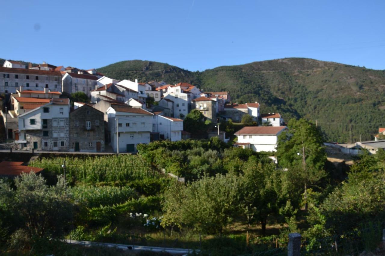 Villa Casa Da Ponte Do Arrocho Loriga Esterno foto